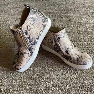 Brand new (without tags) snake print shoes!